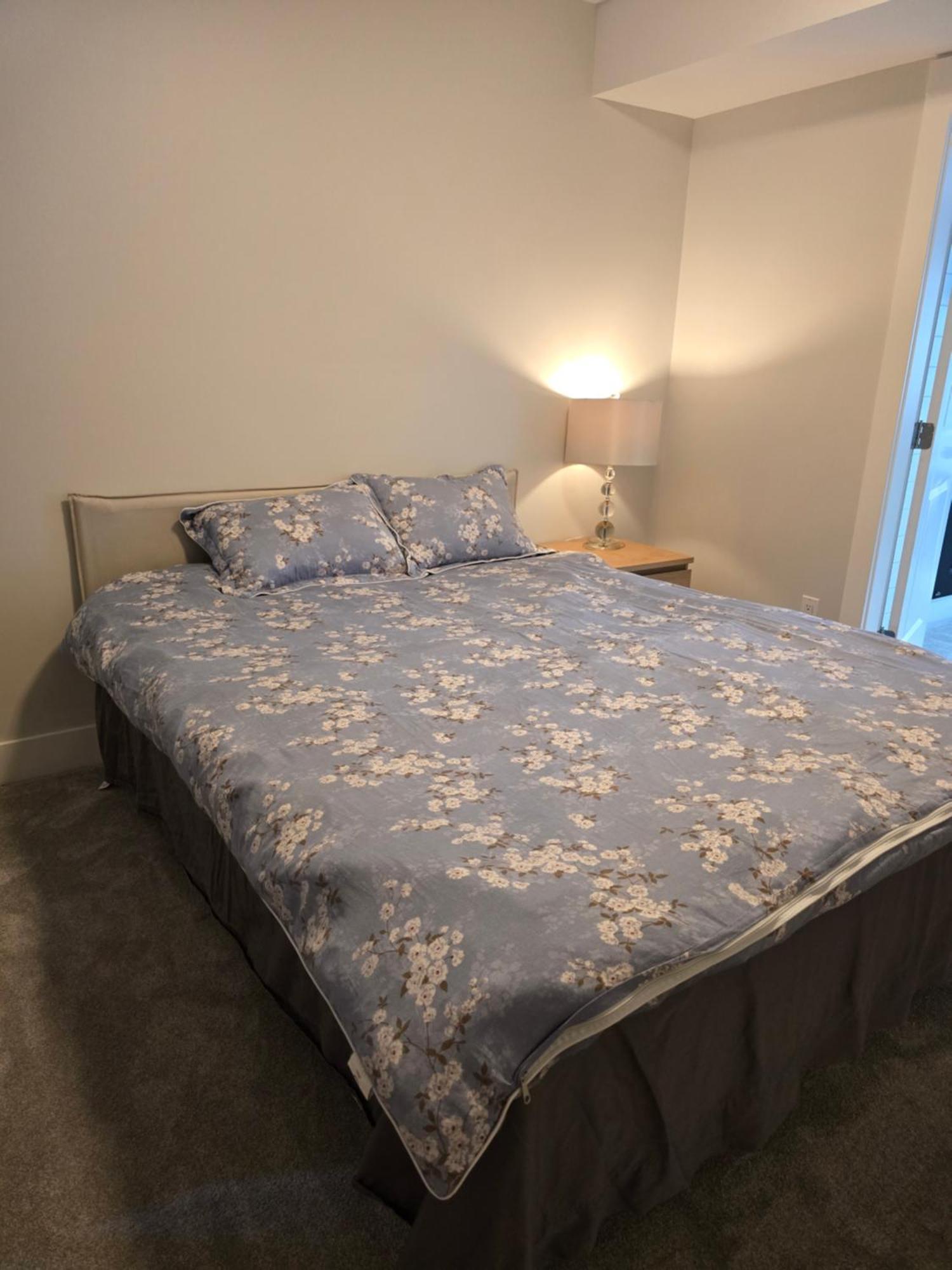 Private 1 Bedroom In Brookswood Langley Esterno foto