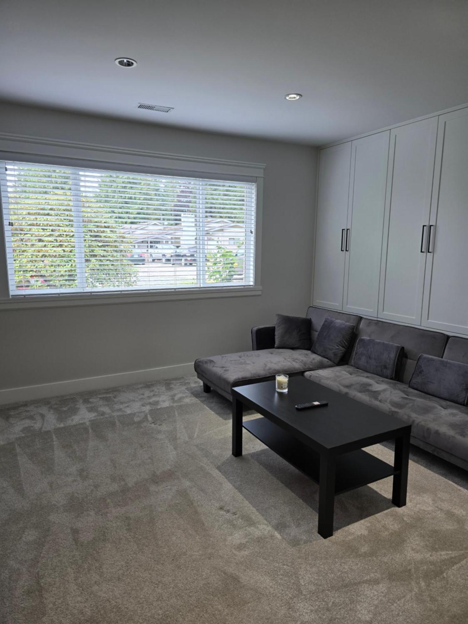 Private 1 Bedroom In Brookswood Langley Esterno foto